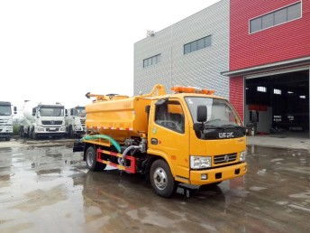 重慶專用車(chē)廠家 高壓清洗吸污車(chē)、吸糞車(chē)及管道疏通車(chē)價(jià)格解析